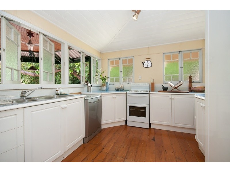 48 Ackers Street, Hermit Park QLD 4812