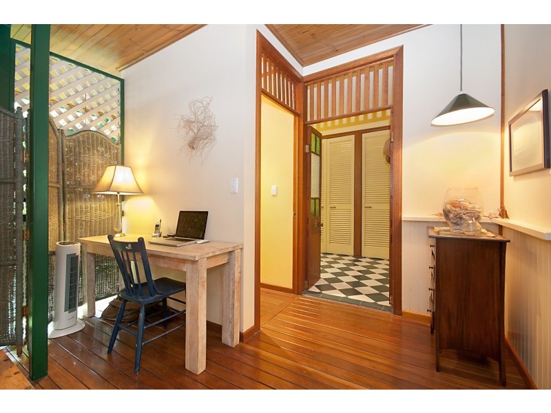 48 Ackers Street, Hermit Park QLD 4812