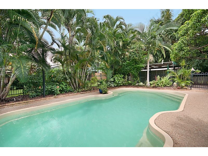 48 Ackers Street, Hermit Park QLD 4812