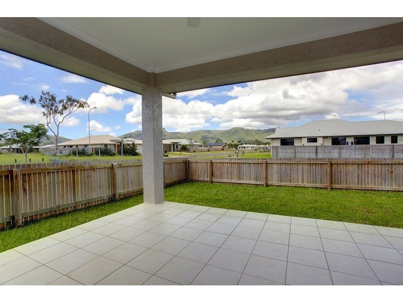 34 Bluewren Drive, Kelso QLD 4815