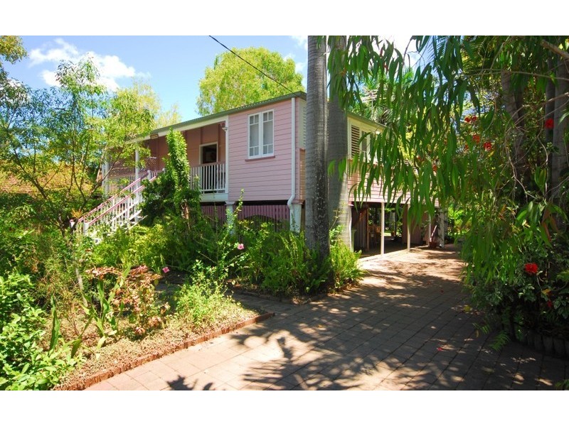 26  Sturges Street, Hermit Park QLD 4812