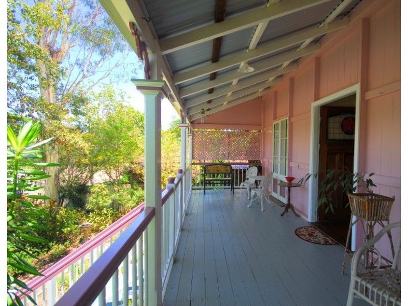 26  Sturges Street, Hermit Park QLD 4812