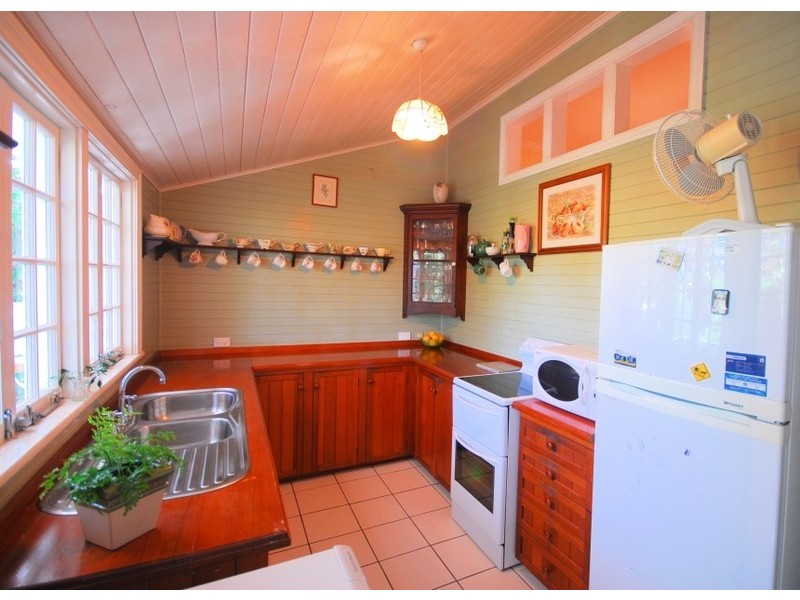 26  Sturges Street, Hermit Park QLD 4812