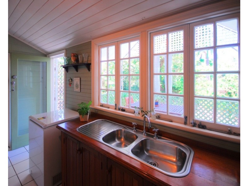 26  Sturges Street, Hermit Park QLD 4812