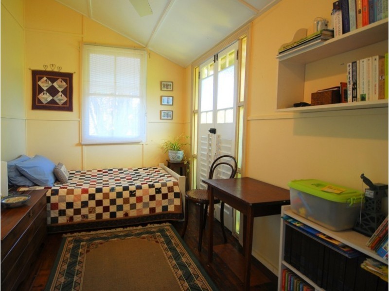 26  Sturges Street, Hermit Park QLD 4812