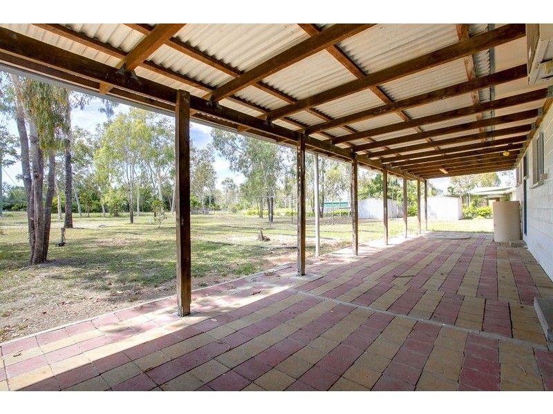 229 Kelso Drive, Kelso QLD 4815