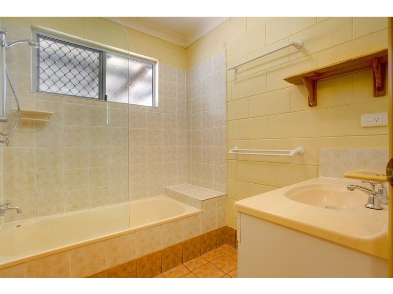 229 Kelso Drive, Kelso QLD 4815