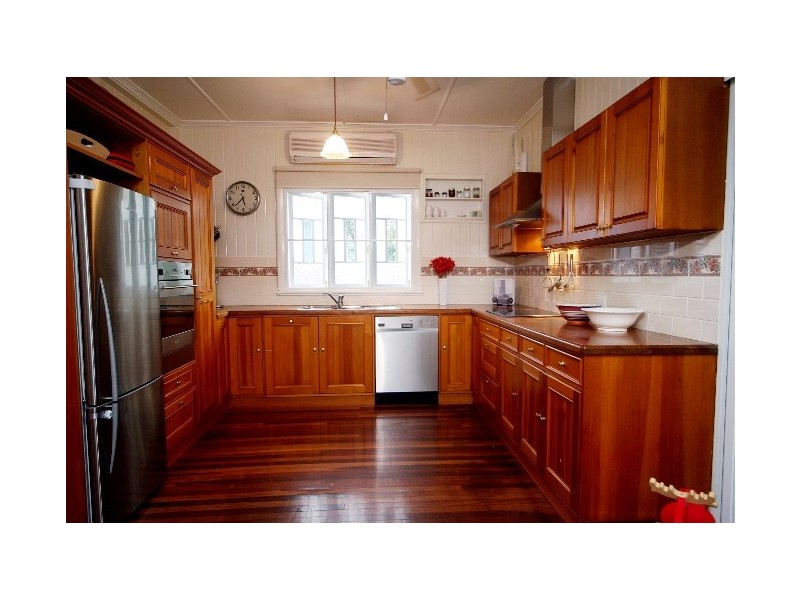 60  Sherriff St, Hermit Park QLD 4812