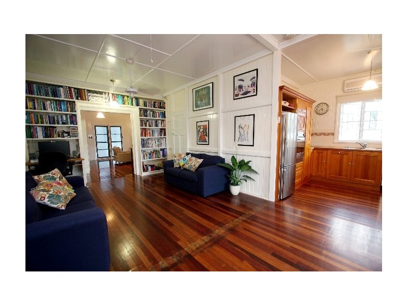 60  Sherriff St, Hermit Park QLD 4812