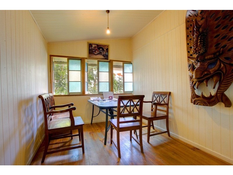 6 Greenslade Street, West End QLD 4810