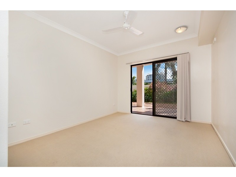 31/18 Sir Leslie Thiess Drive, Townsville QLD 4810