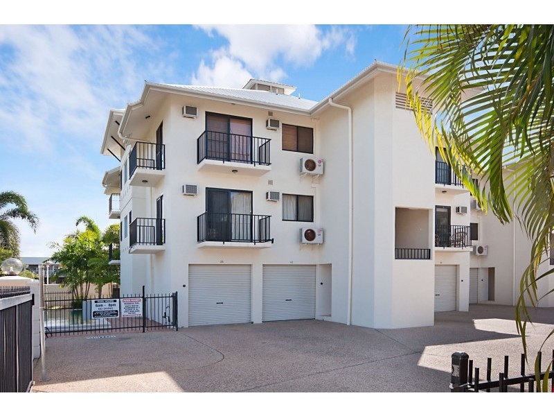 31/18 Sir Leslie Thiess Drive, Townsville QLD 4810