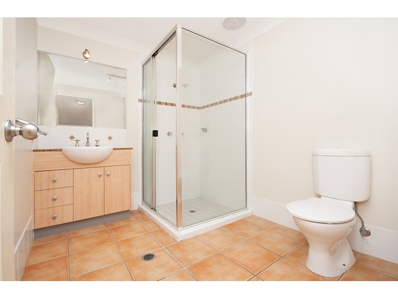 31/18 Sir Leslie Thiess Drive, Townsville QLD 4810