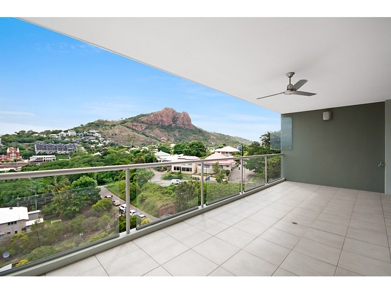 11/12-14 Hale Street, North Ward QLD 4810