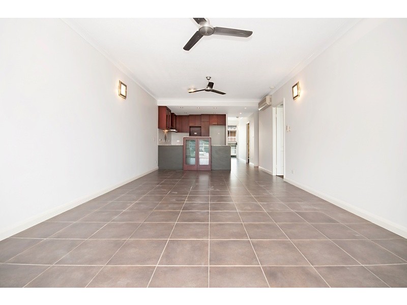 11/12-14 Hale Street, North Ward QLD 4810