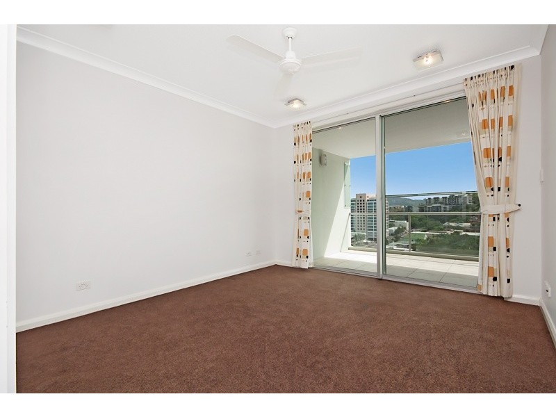 11/12-14 Hale Street, North Ward QLD 4810