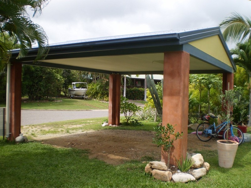2 Carlson Court Horseshoe Bay, Magnetic Island QLD 4819