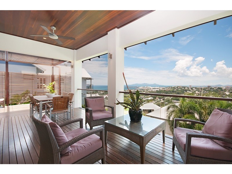 7A Glamis Court, Castle Hill QLD 4810