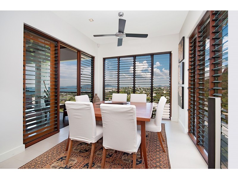 7A Glamis Court, Castle Hill QLD 4810