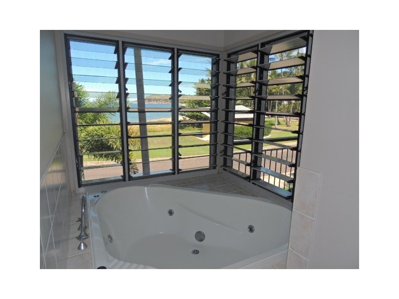6/13-15 Terrace Place NELLY BAY, Magnetic Island QLD 4819