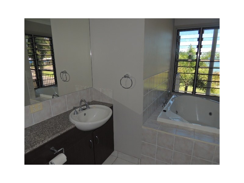 6/13-15 Terrace Place NELLY BAY, Magnetic Island QLD 4819