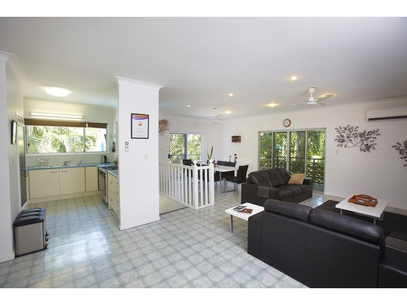 5 Hordern Ave Arcadia, Magnetic Island QLD 4819
