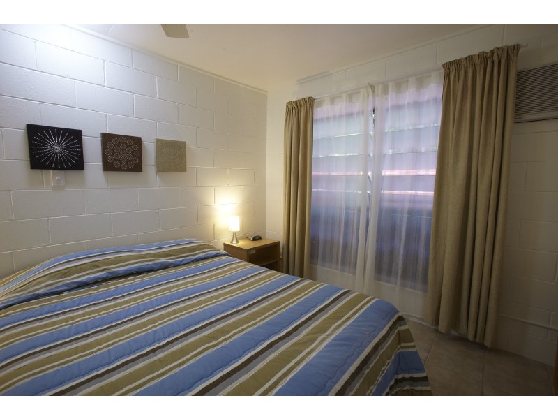 5 Hordern Ave Arcadia, Magnetic Island QLD 4819