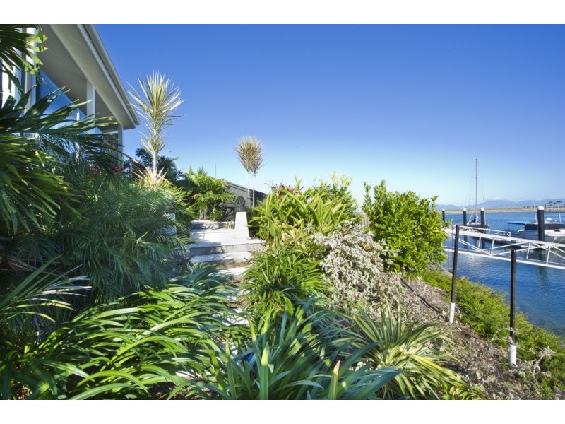 19 The Cove NELLY BAY, Magnetic Island QLD 4819