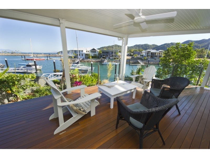 19 The Cove NELLY BAY, Magnetic Island QLD 4819