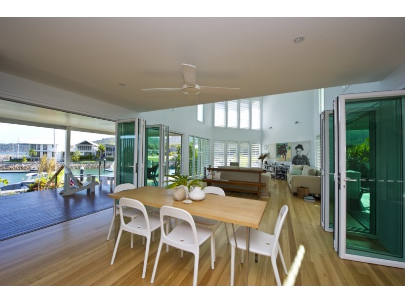 19 The Cove NELLY BAY, Magnetic Island QLD 4819
