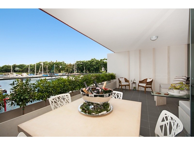 2104/1 Mariners Drive, Townsville City QLD 4810