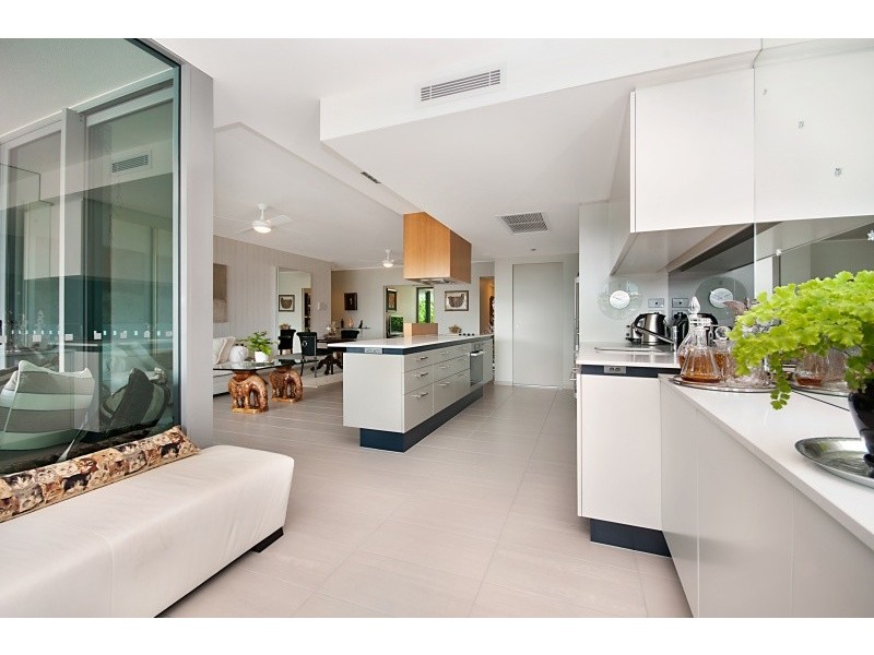 2104/1 Mariners Drive, Townsville City QLD 4810