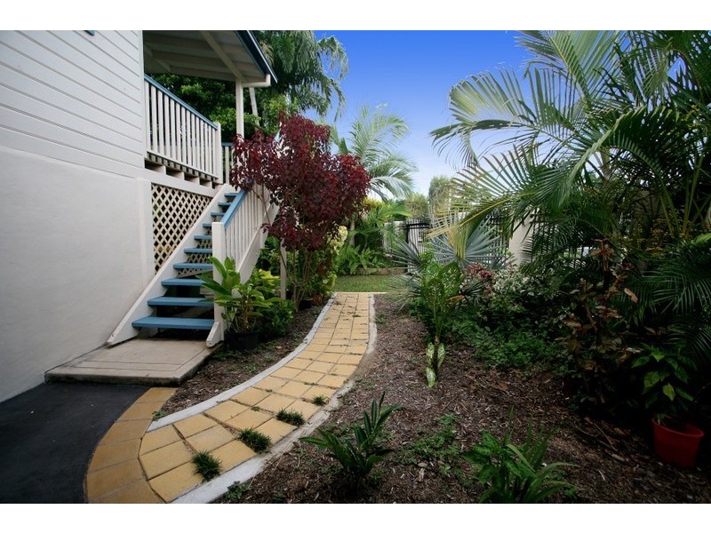 69 Campbell Street, Hermit Park QLD 4812