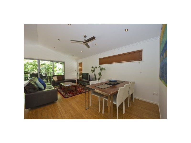 18 Yates Street, Nelly Bay, Magnetic Island QLD 4819