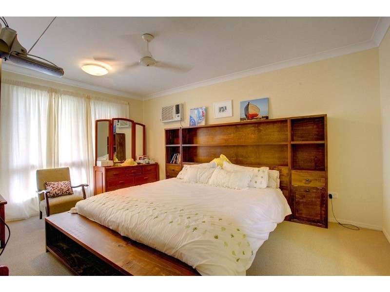 33 Mendi Drive, Bushland Beach QLD 4818