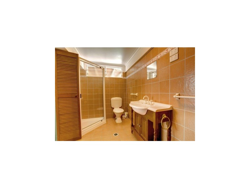 44 Sussex Street, Hyde Park QLD 4812