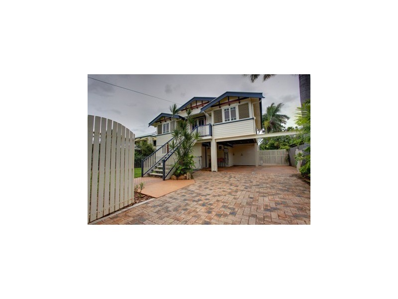 44 Sussex Street, Hyde Park QLD 4812