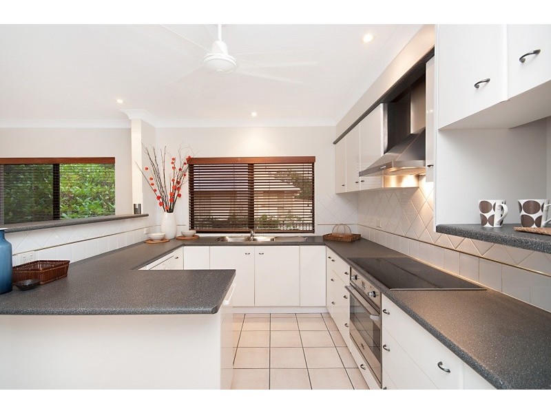 65 Alexandra Street, North Ward QLD 4810