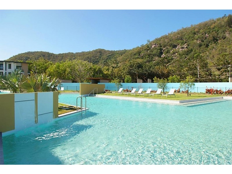 412/123 Sooning St (Blue on Blue) NELLY BAY, Island QLD 4819