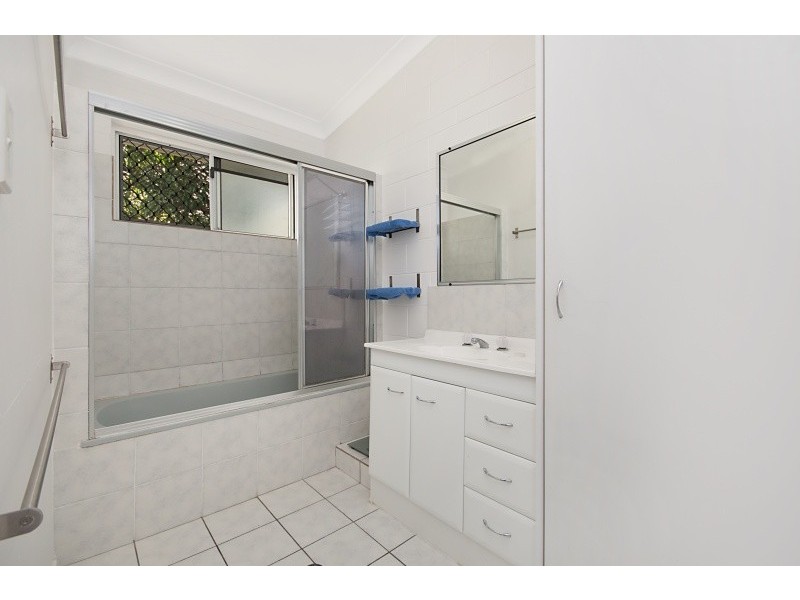 8/159 Harold Street, West End QLD 4810