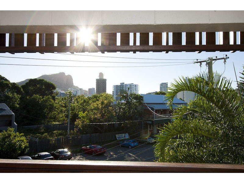 7/33 Plume Street, South Townsville QLD 4810