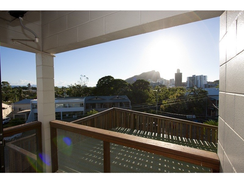 7/33 Plume Street, South Townsville QLD 4810