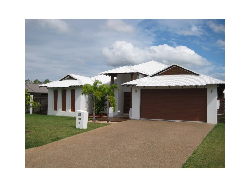 3 Nina Pocket, Bushland Beach QLD 4818