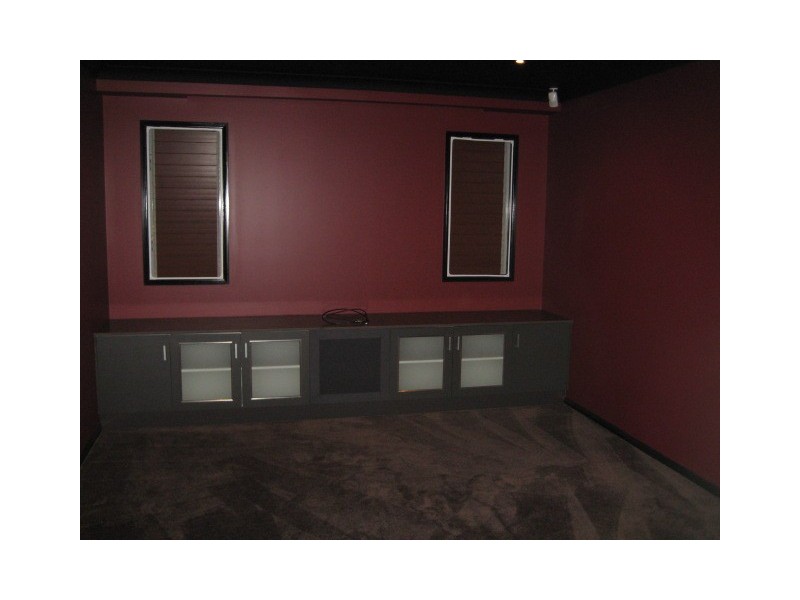 3 Nina Pocket, Bushland Beach QLD 4818