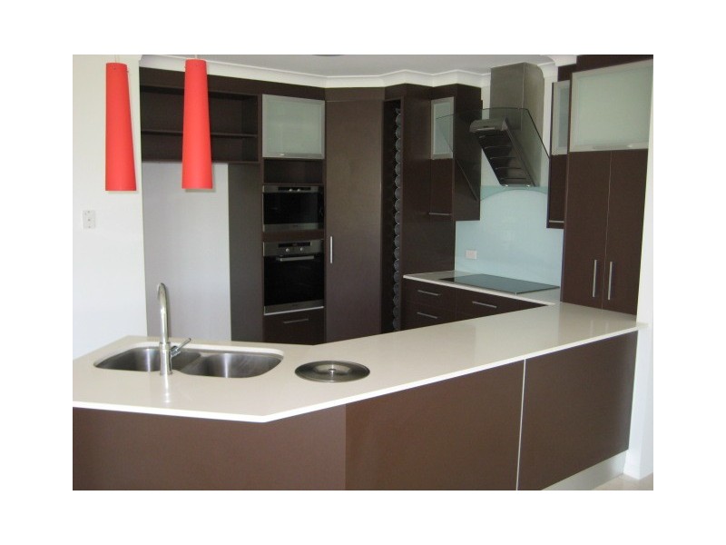 3 Nina Pocket, Bushland Beach QLD 4818