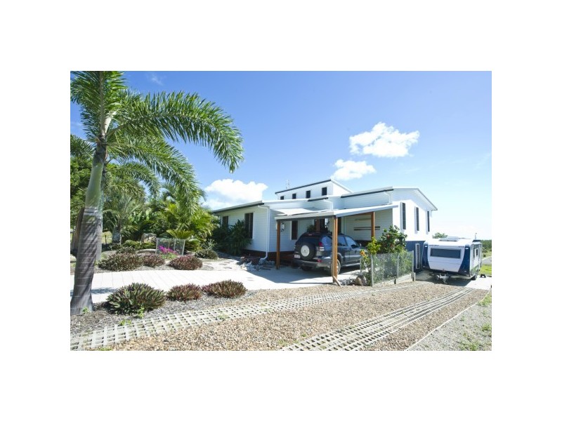 19 Wallaby Way HORSESHOE BAY, Magnetic Island QLD 4819