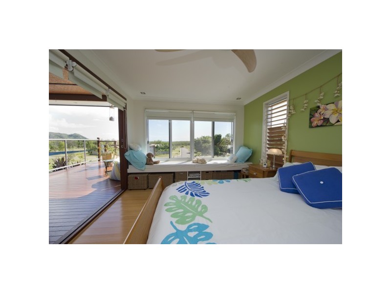 19 Wallaby Way HORSESHOE BAY, Magnetic Island QLD 4819