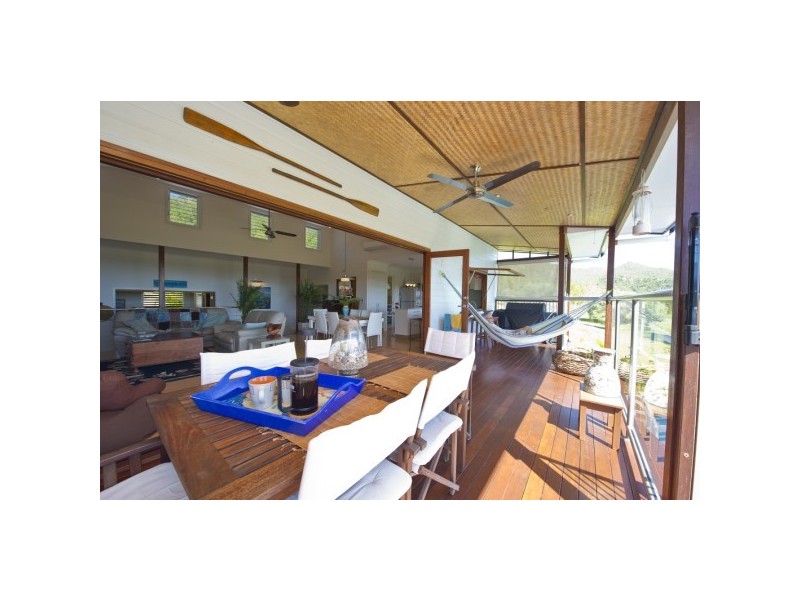 19 Wallaby Way HORSESHOE BAY, Magnetic Island QLD 4819