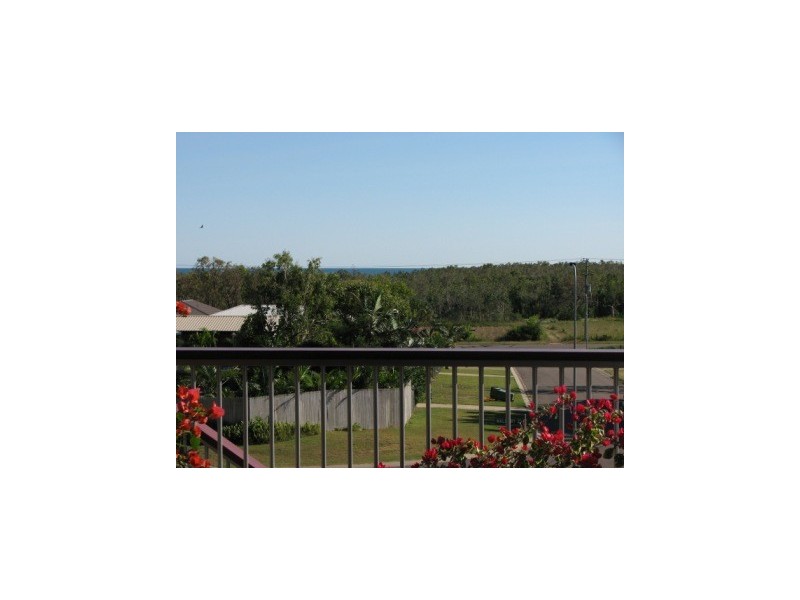 19 Wallaby Way HORSESHOE BAY, Magnetic Island QLD 4819