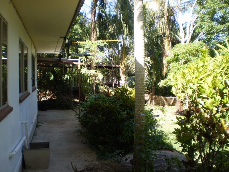 16 Mirimar Crescent, Arcadia, Magnetic Island QLD 4819